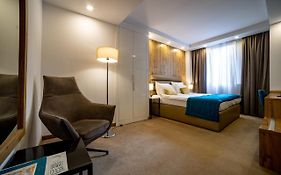 Mark Hotel